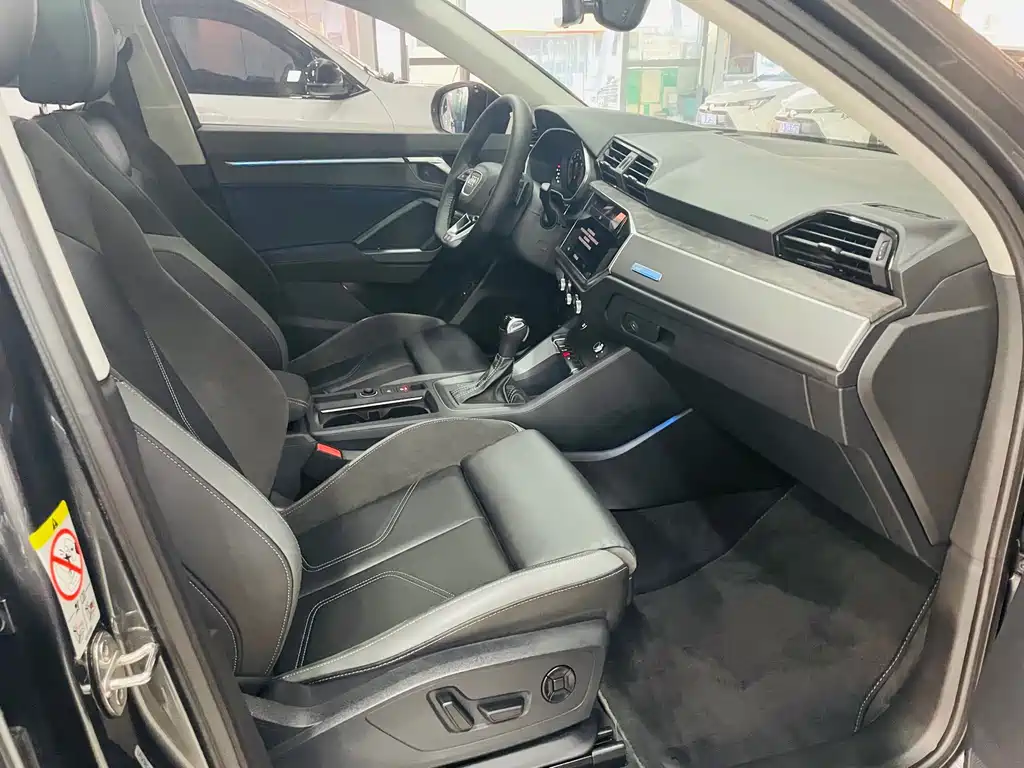 Audi Q3 Sportback — миниатюра 13