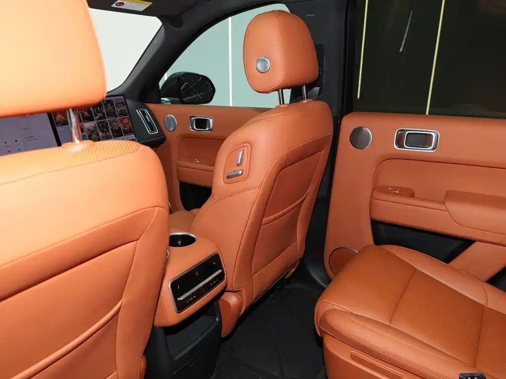 Li Auto Li L8 — миниатюра 11