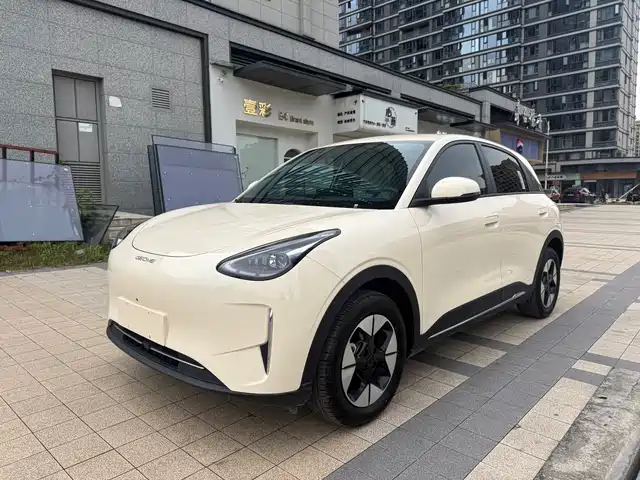 2025 Geely Xingyuan