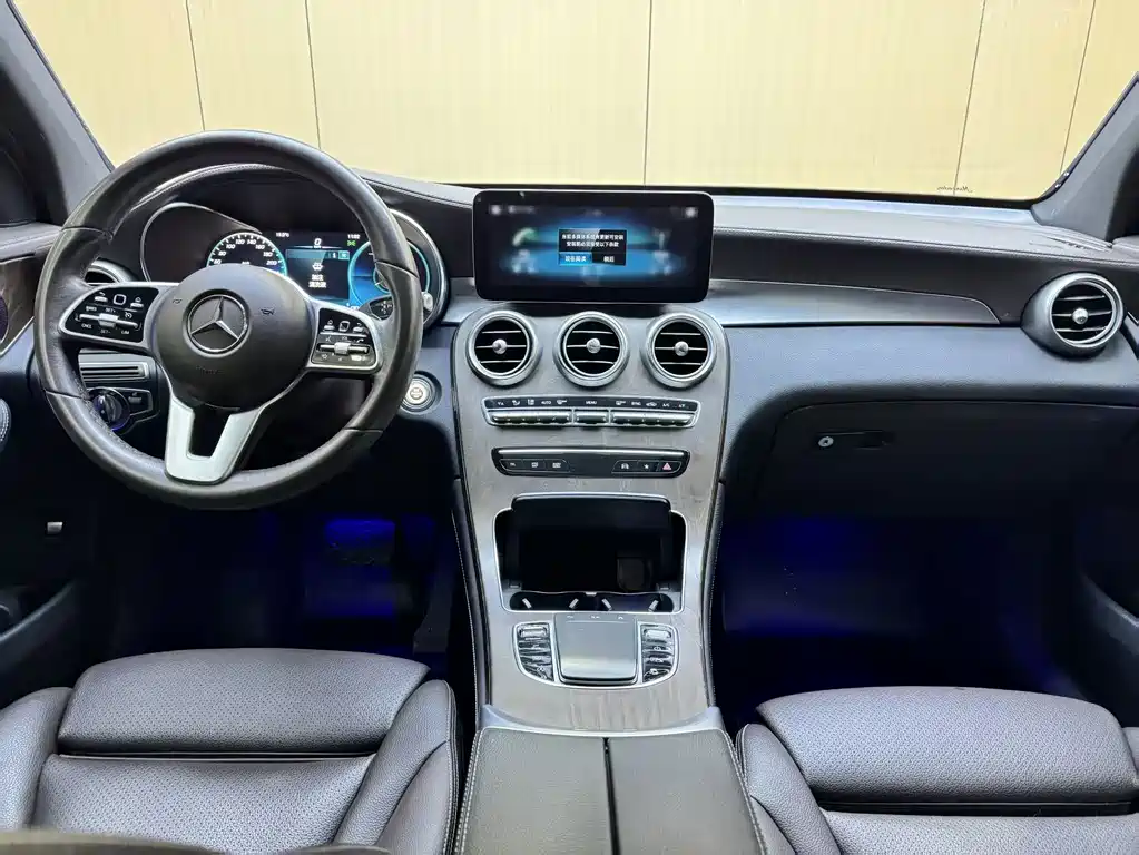Mercedes-Benz GLC — миниатюра 8