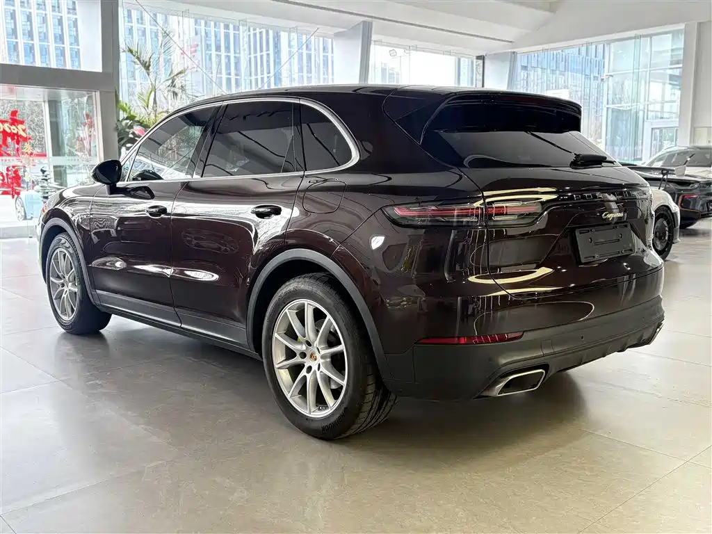 PORSCHE CAYENNE NEW ENERGY