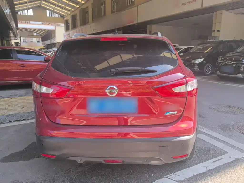Nissan Qashqai — миниатюра 6