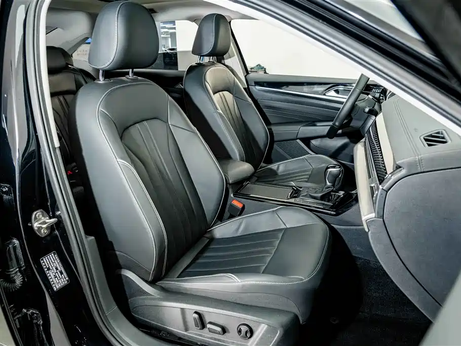 Volkswagen Passat — миниатюра 19