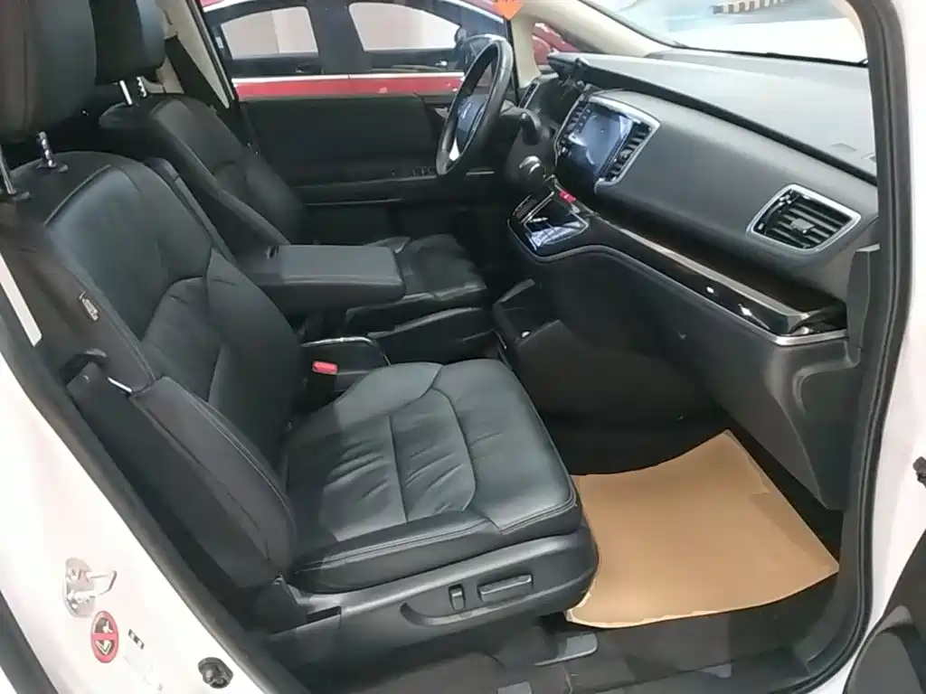 Honda Odyssey — миниатюра 25