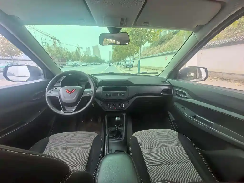 WULING WULING HONGGUANG