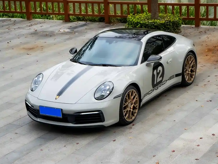 Porsche 911 2020