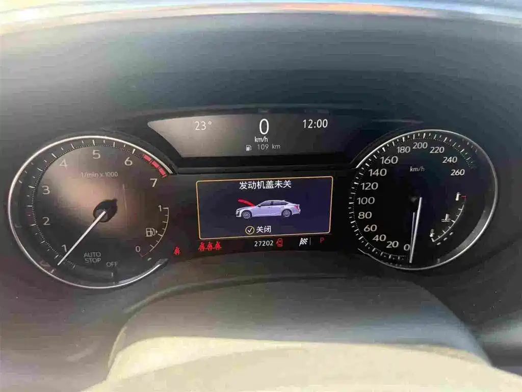 Cadillac CT5 — миниатюра 6