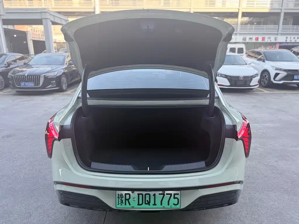Hongqi Hongqi Tiangong 05 — миниатюра 10