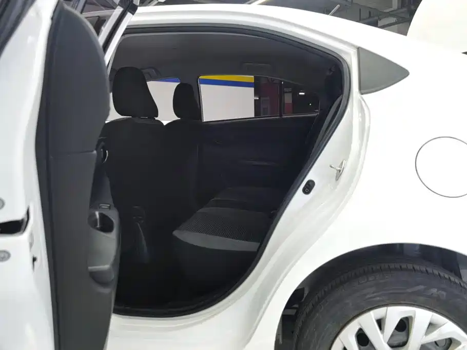 Toyota Vios — миниатюра 11
