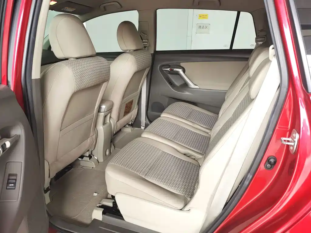 Toyota Verso — миниатюра 10