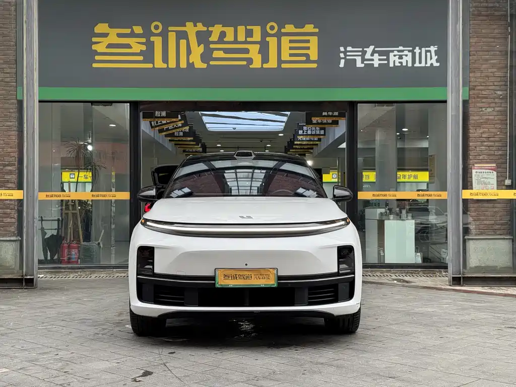 Li Auto Li L7 — миниатюра 2
