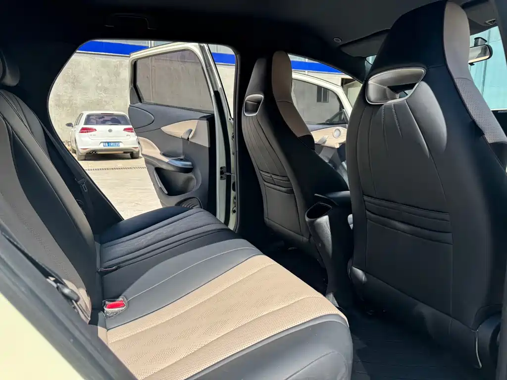 BYD Dolphin — миниатюра 12