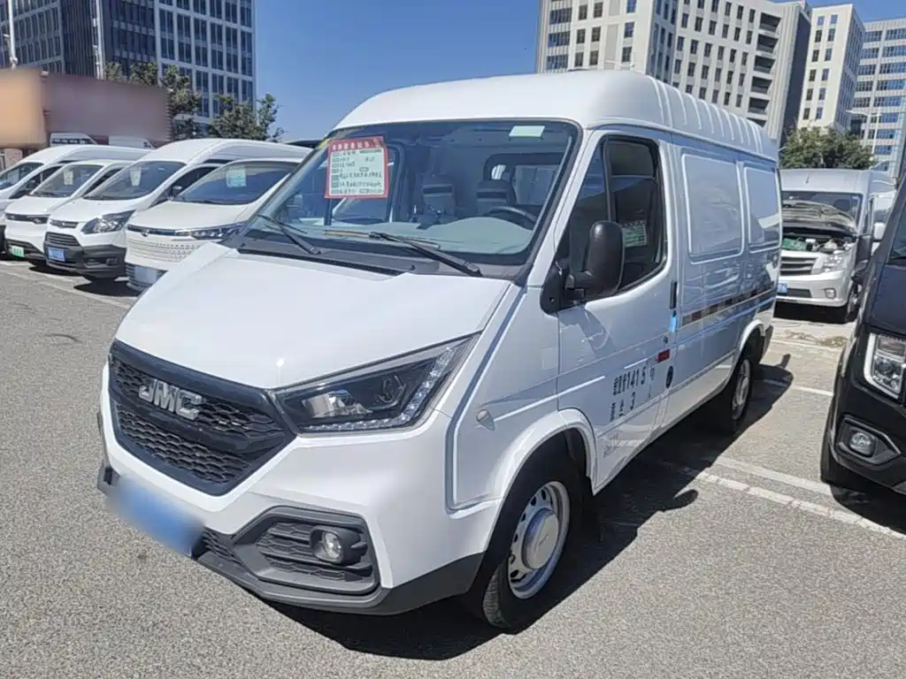 JMC Tesla — миниатюра 2