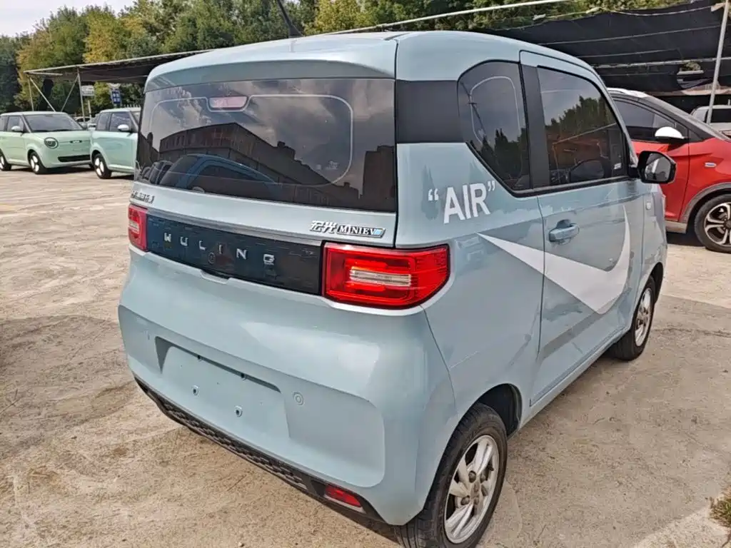 Wuling MINIEV — миниатюра 7