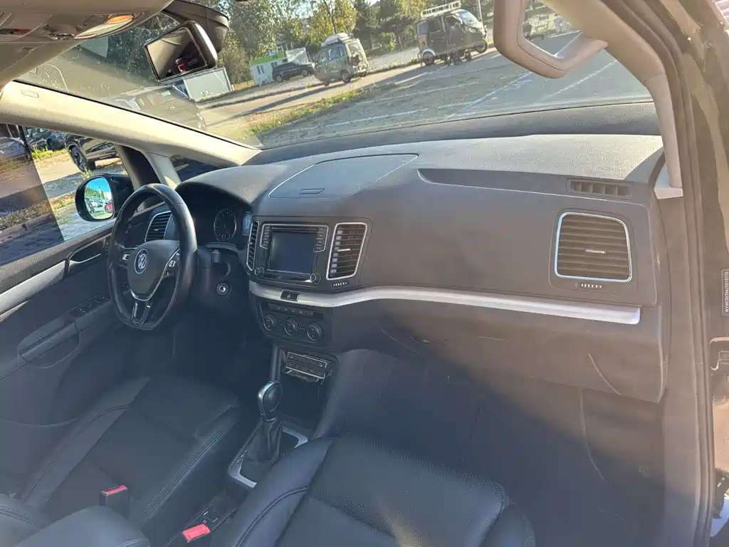 Volkswagen Sharan — миниатюра 16