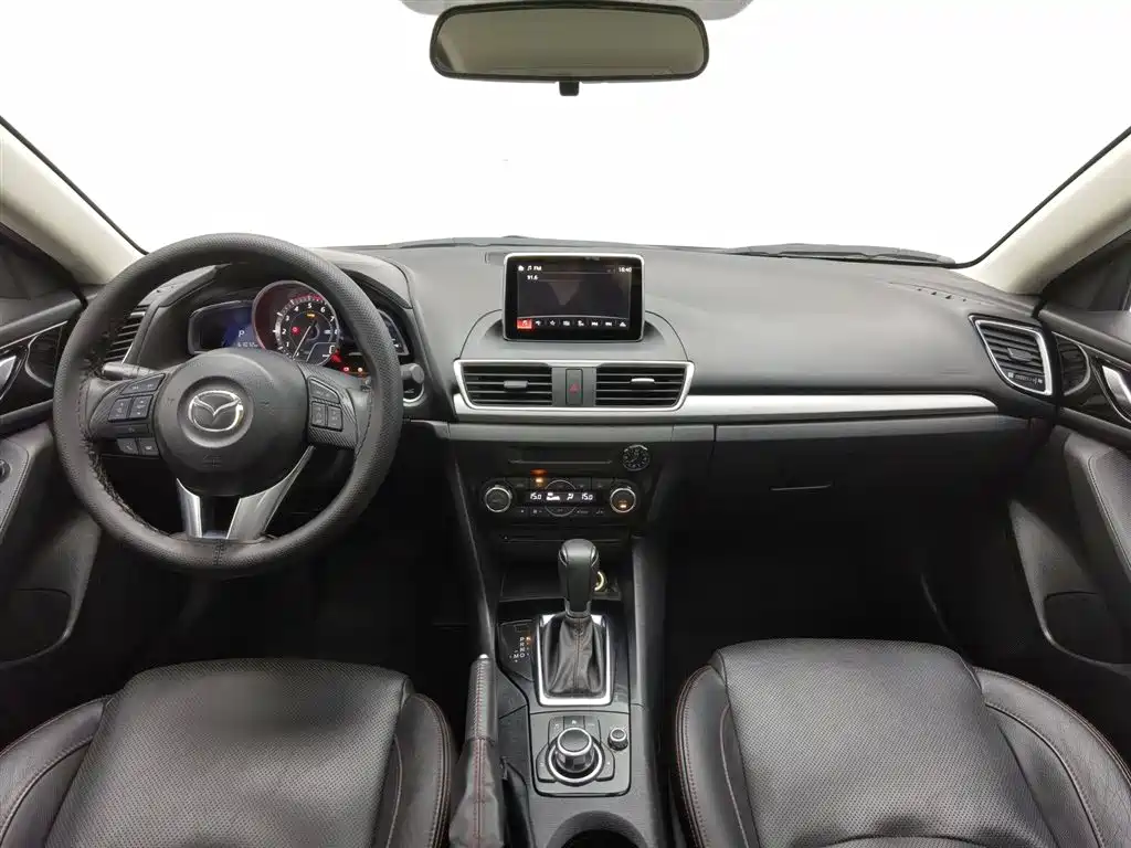 Mazda Mazda3 3 2016 2.0L AT Flagship