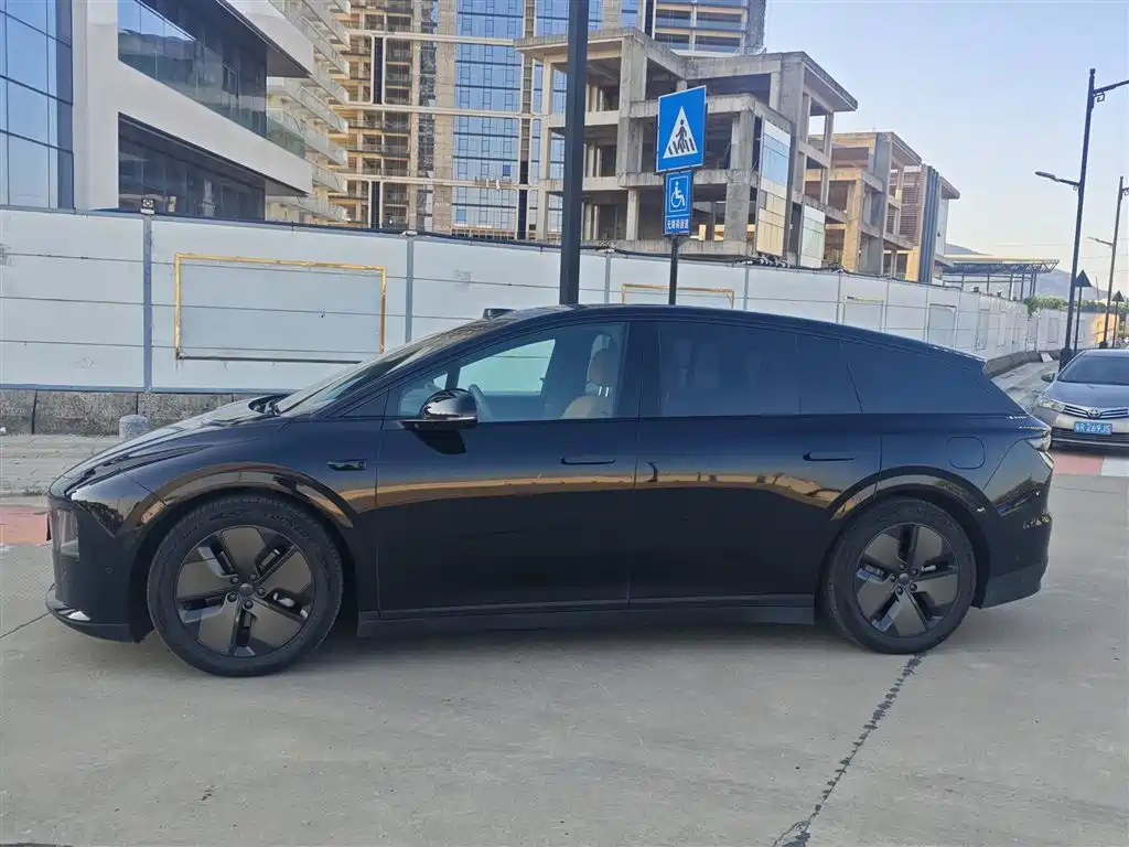 Li Auto Li i6 — миниатюра 3