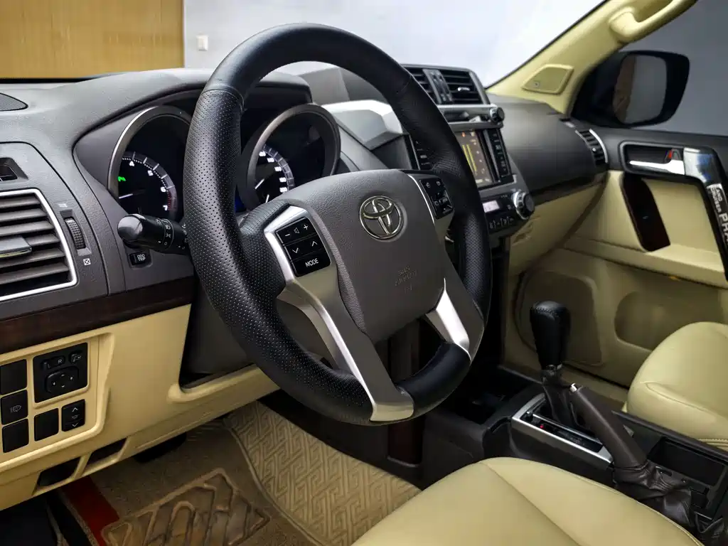 Toyota Land Cruiser Prado 2016 3.5L AT TX-L NAVI
