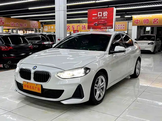 BMW  1 SERIES 2019