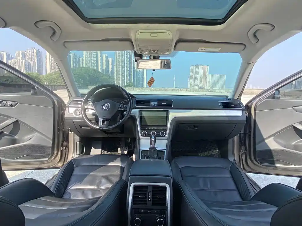 Volkswagen Passat — миниатюра 6