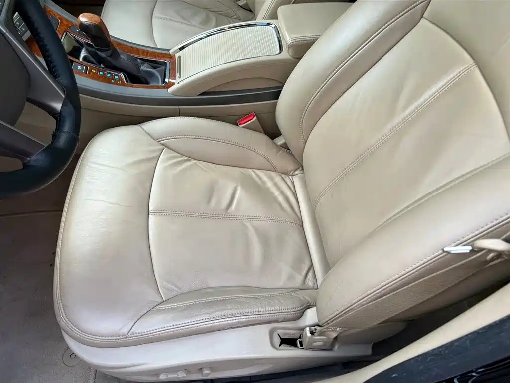 Buick LaCrosse 2012 2.4L SIDI