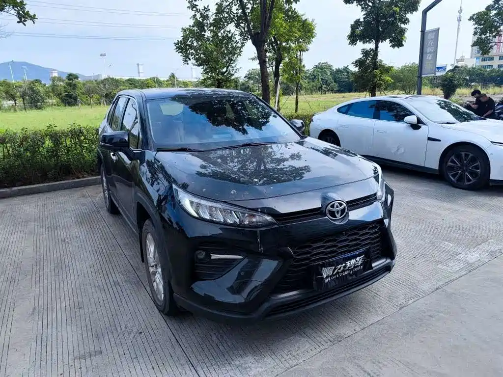 Toyota Wildlander — миниатюра 3