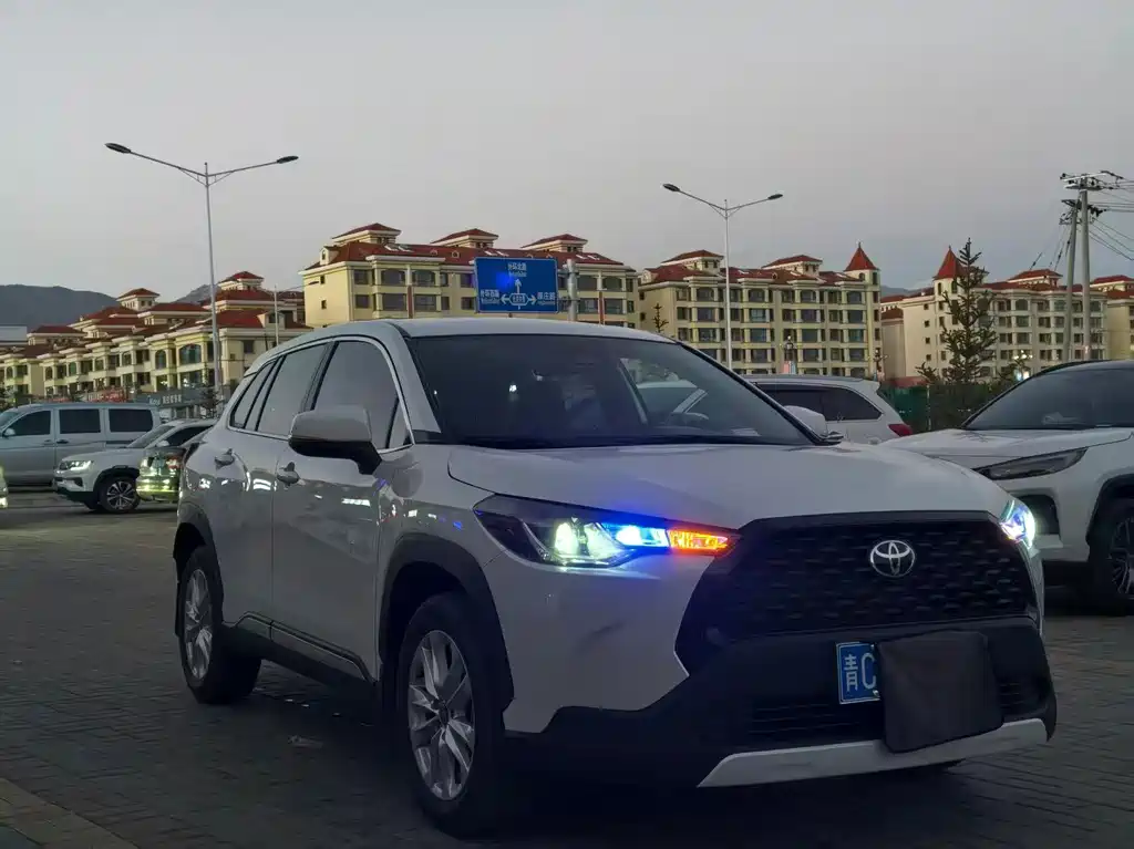 Toyota Corolla Cross — миниатюра 3