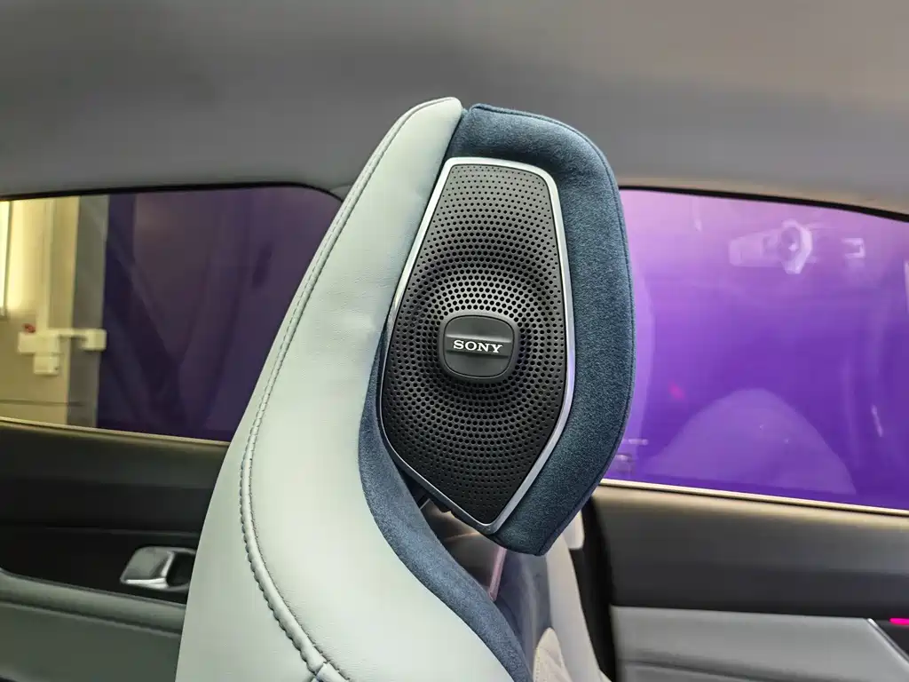 Changan UNI-K iDD — миниатюра 16