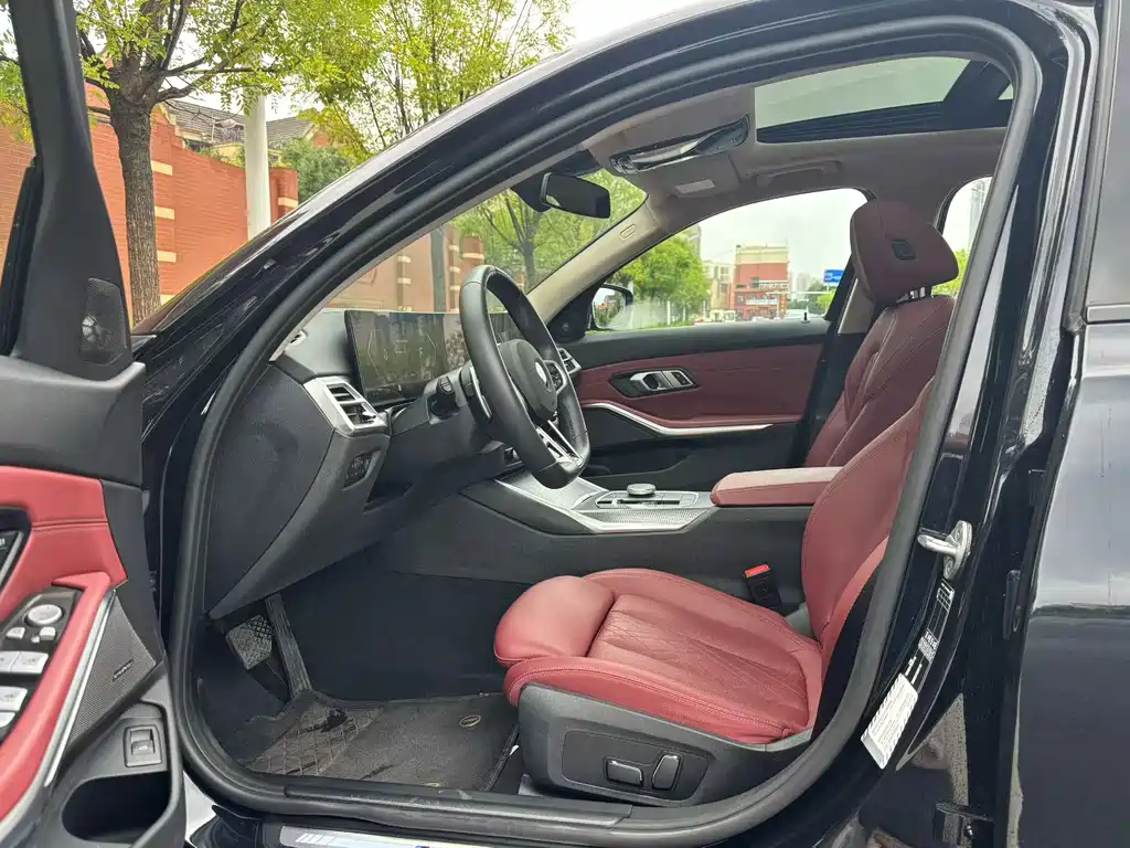 BMW 3 Series 3 2024 330Li M Sport