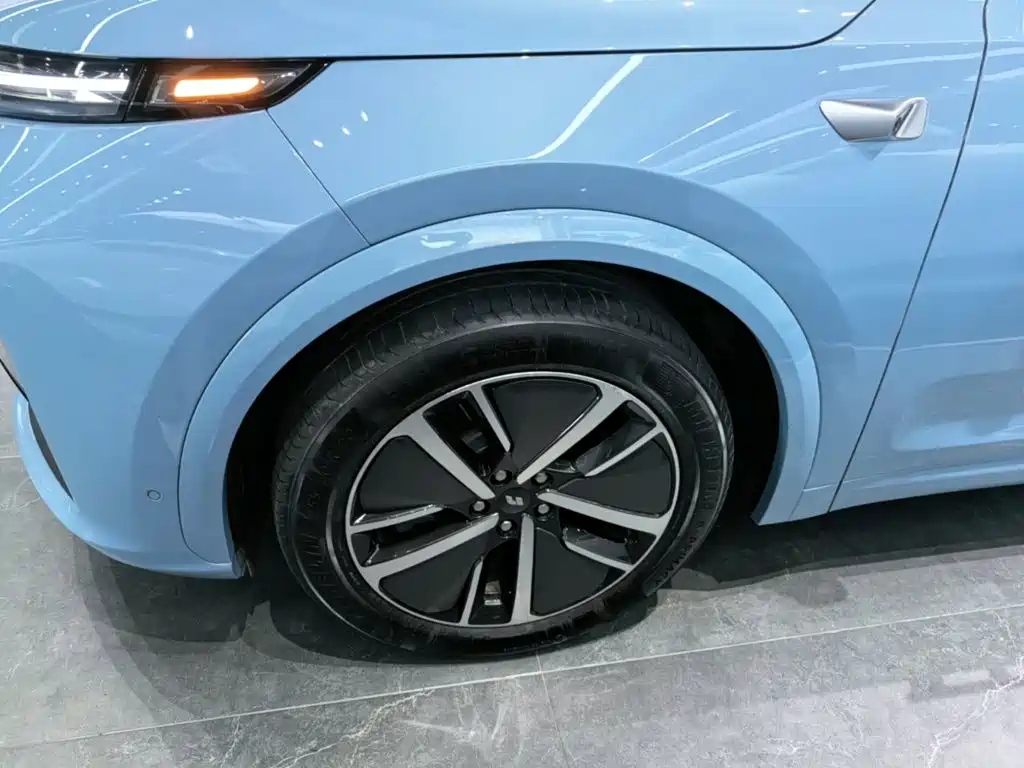 Li Auto Li L7 — миниатюра 23