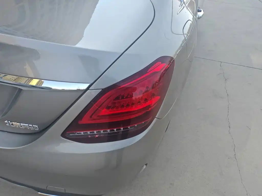 Mercedes-Benz C-Class — миниатюра 8
