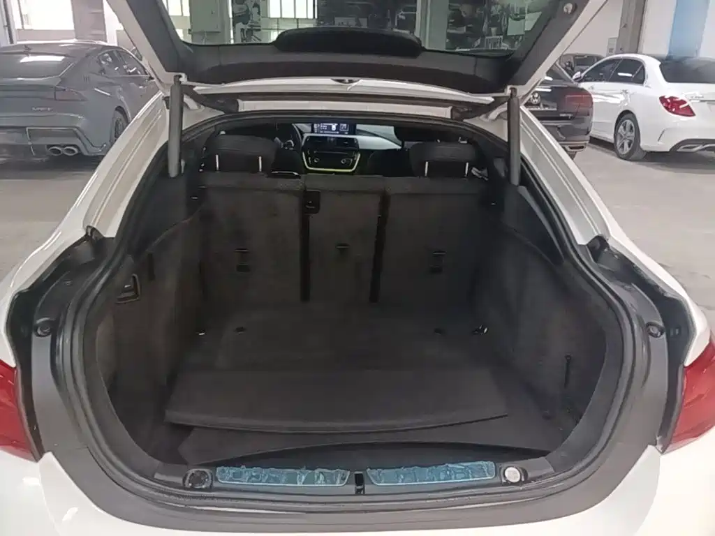 BMW 4 Series — миниатюра 19
