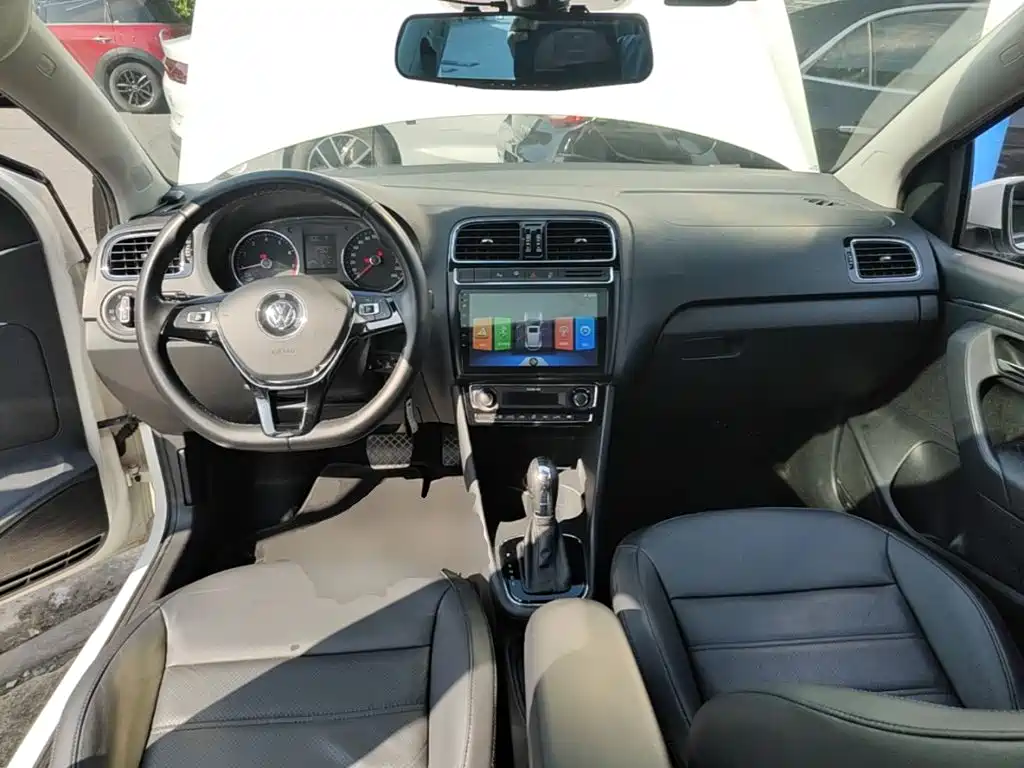Volkswagen Polo — миниатюра 10