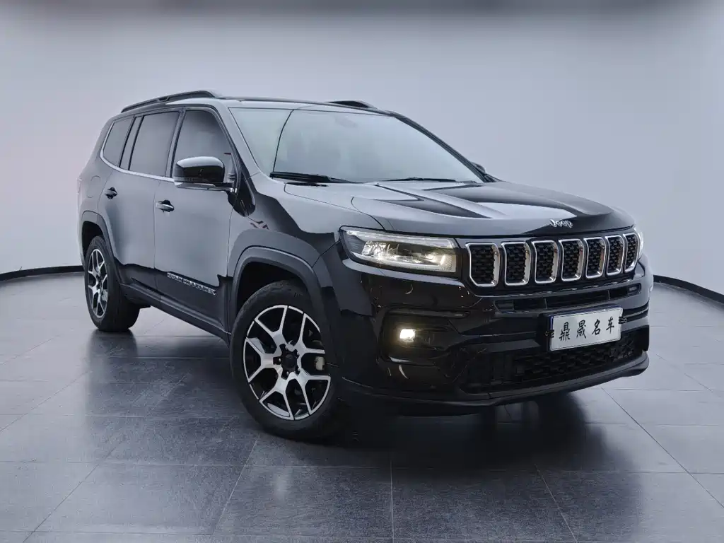 Jeep Grand Commander — миниатюра 3