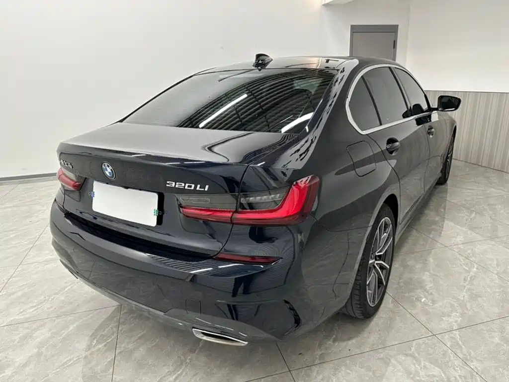 BMW 3 Series — миниатюра 4