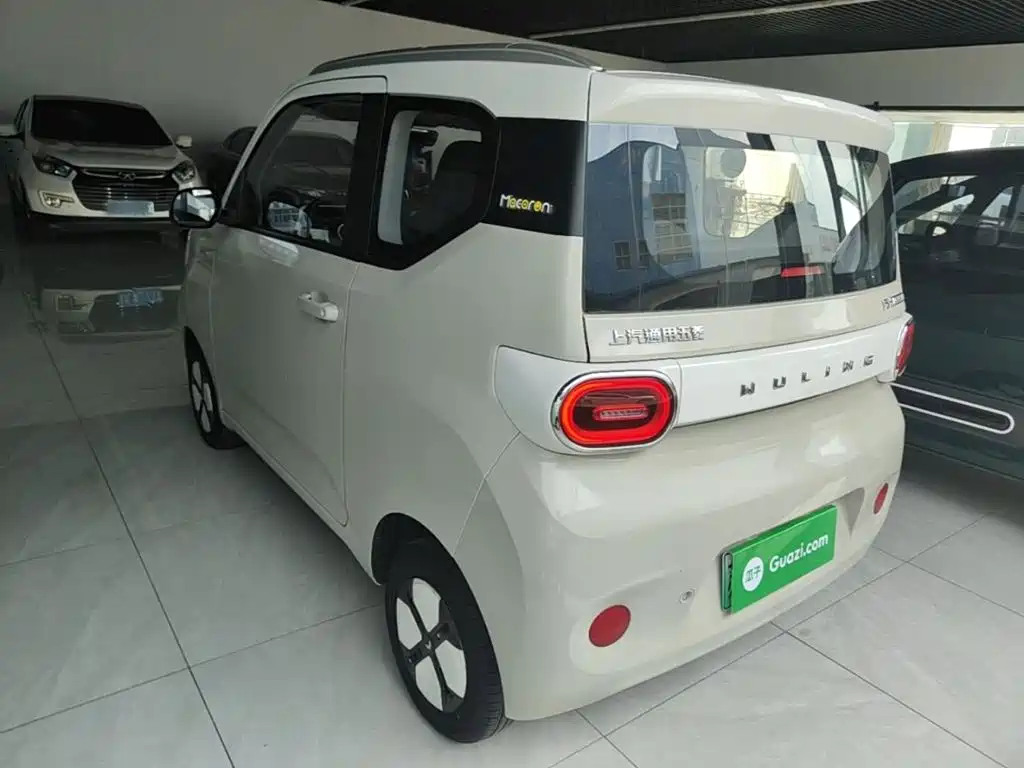 Wuling MINIEV — миниатюра 5