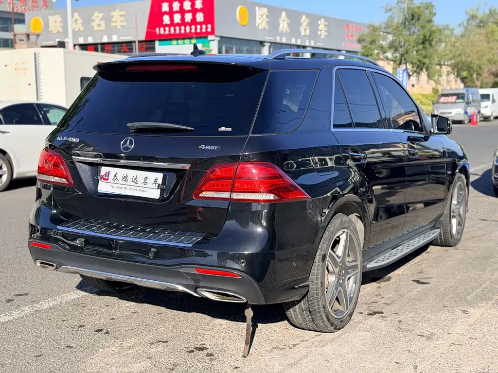 Mercedes-Benz GLE (Import) — миниатюра 6