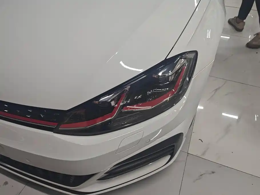 Volkswagen Golf GTI — миниатюра 5
