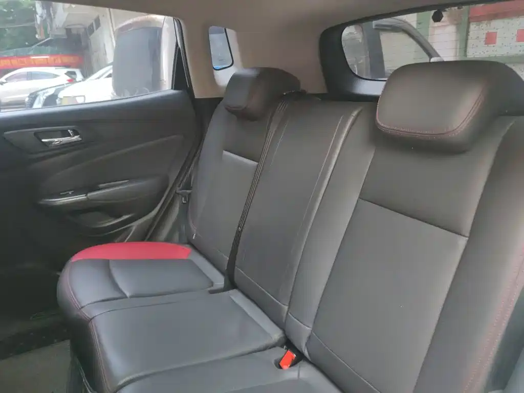 Changan CS15 — миниатюра 15