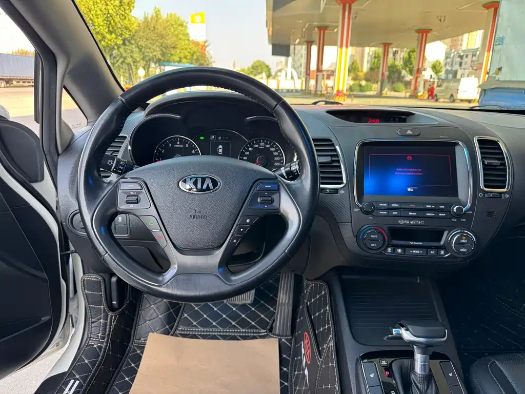 Kia K3 — миниатюра 15