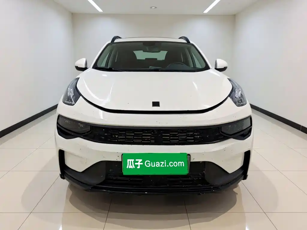 Lynk & Co 01 EM-P — миниатюра 2