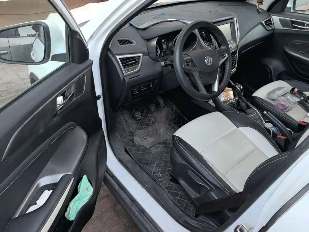 Changan CS35 — миниатюра 12