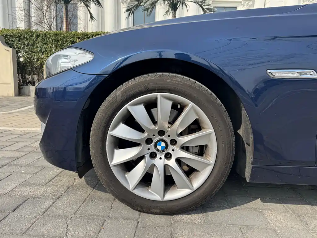 BMW 5 Series 5 2011 535i Luxury Sport