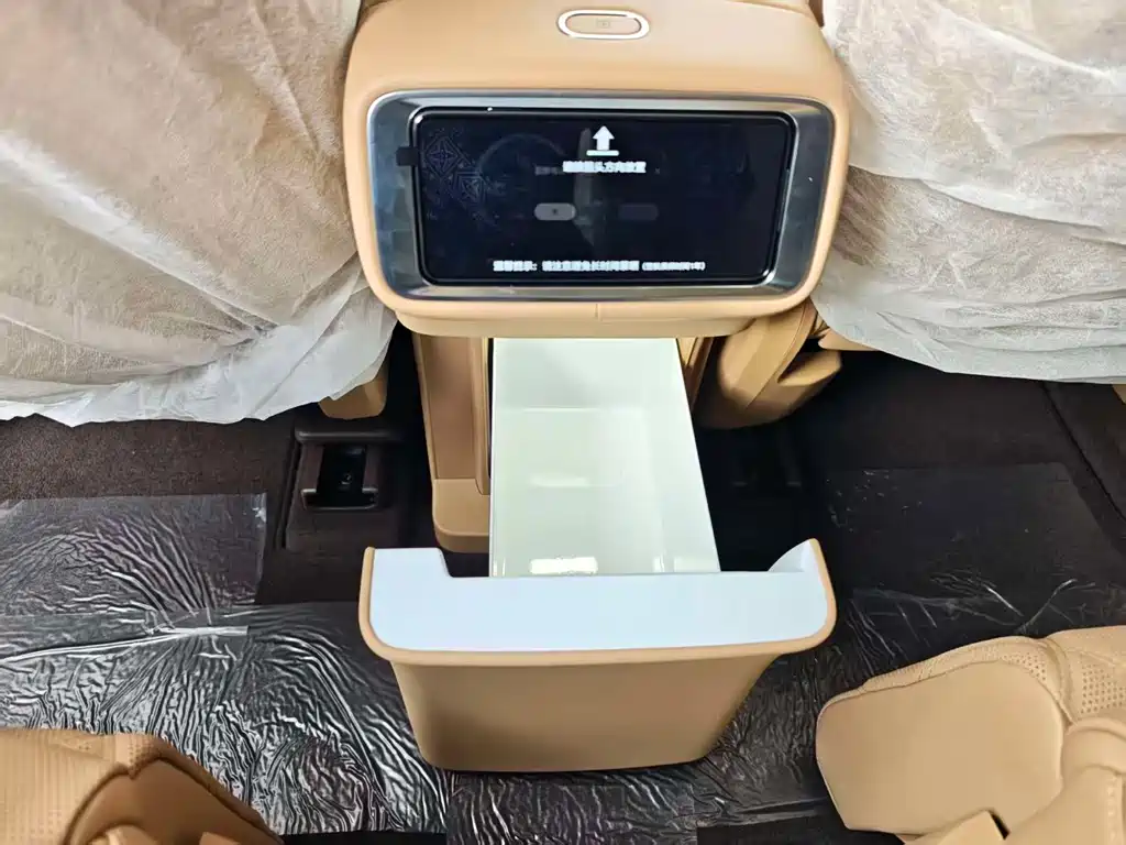 AITO ASK THE WORLD M9