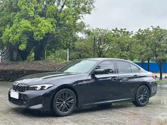 BMW  3 SERIES 2024