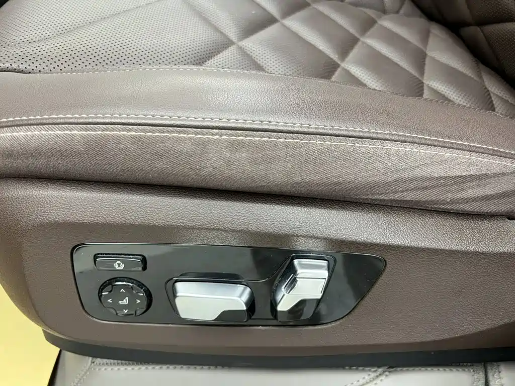 BMW X5 — миниатюра 25