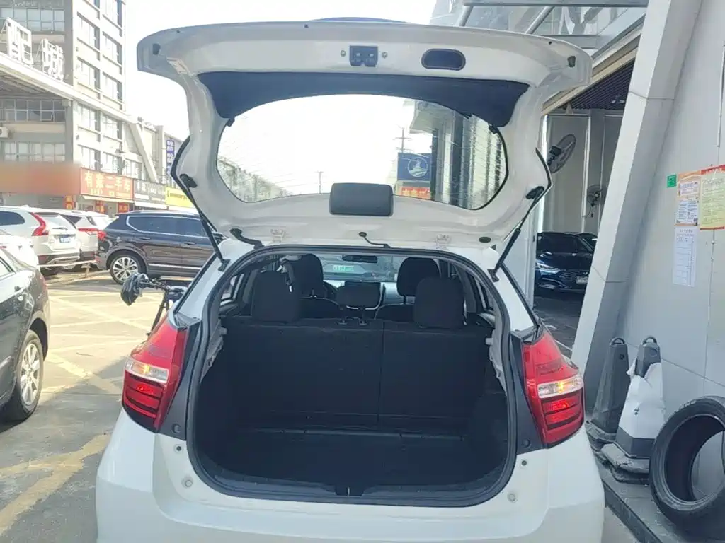 Toyota Vios FS — миниатюра 19