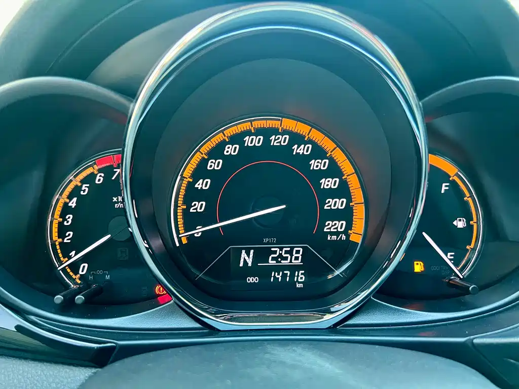 Toyota Yaris L — миниатюра 12