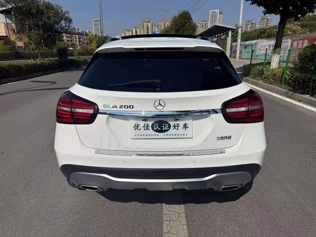 Mercedes-Benz GLA — миниатюра 11