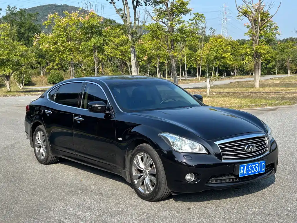 Infiniti Q70 — миниатюра 8